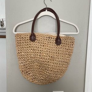 Straw Shoulder Tote Bag